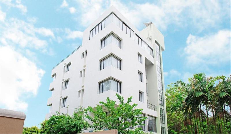 Hotel Mint Montvert Baner Poona Buitenkant foto