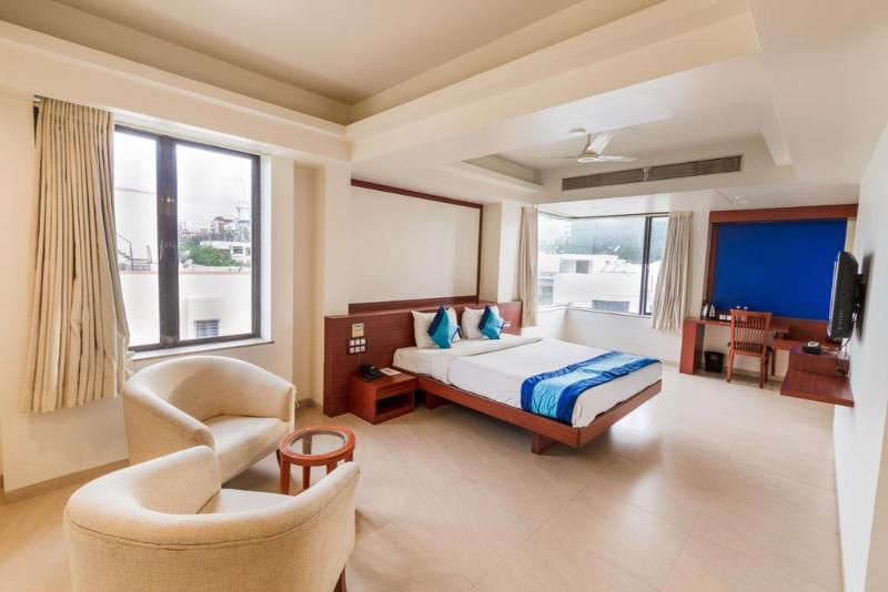 Hotel Mint Montvert Baner Poona Buitenkant foto