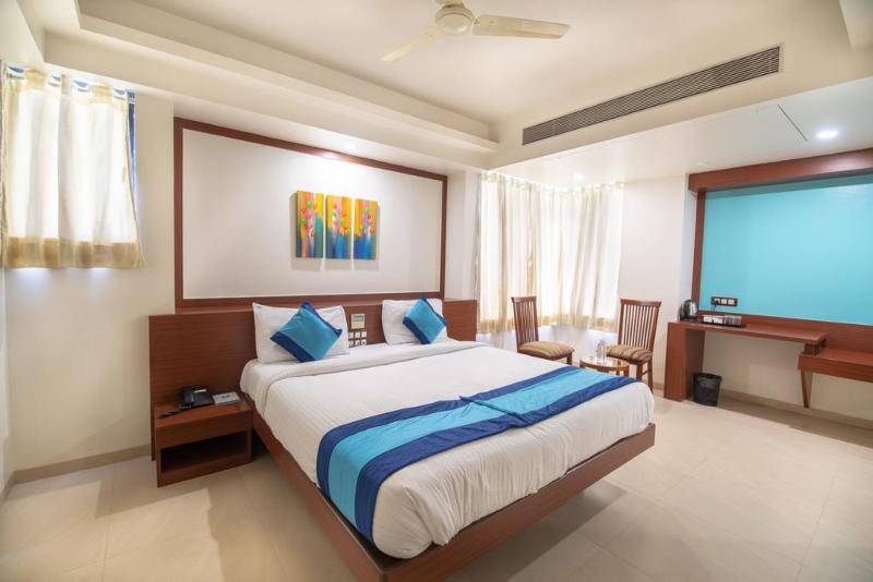 Hotel Mint Montvert Baner Poona Buitenkant foto