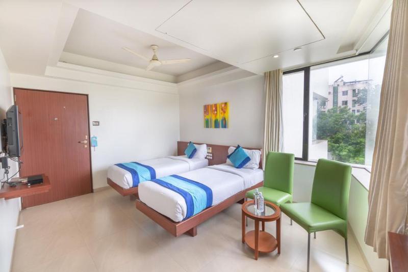 Hotel Mint Montvert Baner Poona Buitenkant foto