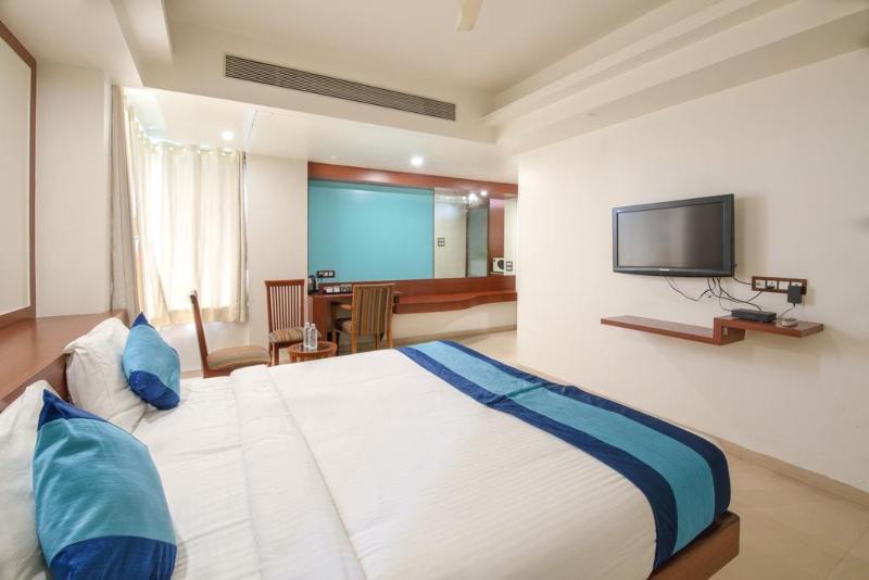 Hotel Mint Montvert Baner Poona Buitenkant foto