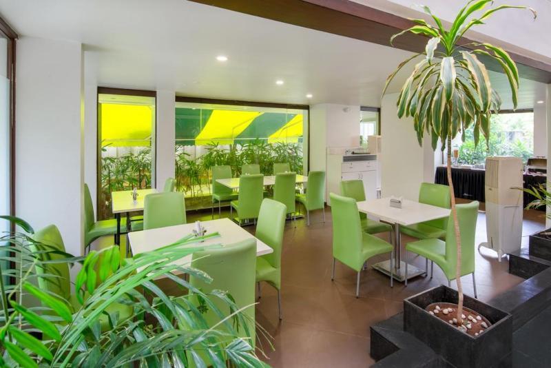 Hotel Mint Montvert Baner Poona Buitenkant foto