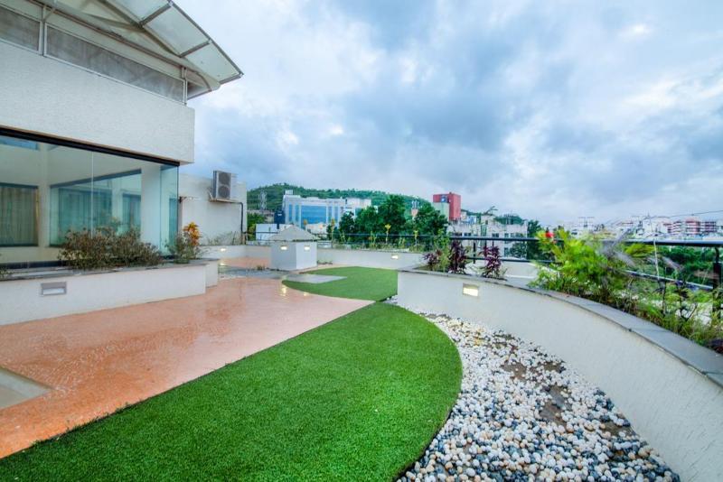 Hotel Mint Montvert Baner Poona Buitenkant foto